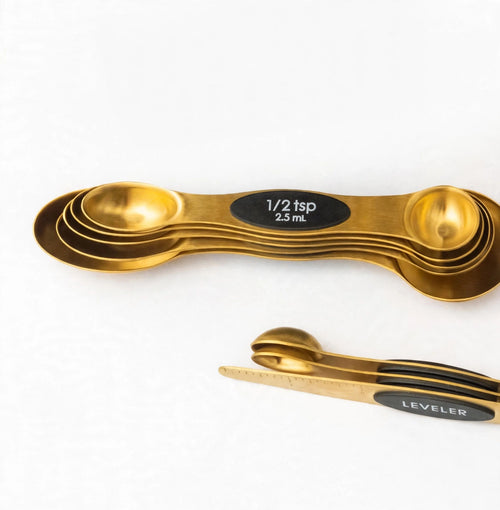 Aura Gold Measuring Spoons- 8 Piece Magnetic Luxury Set with Leveler